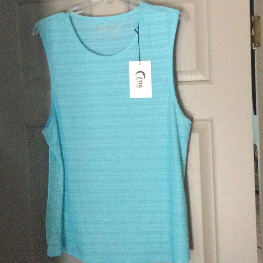 Brand new Zyia Sky Luxe Muscle Tank!